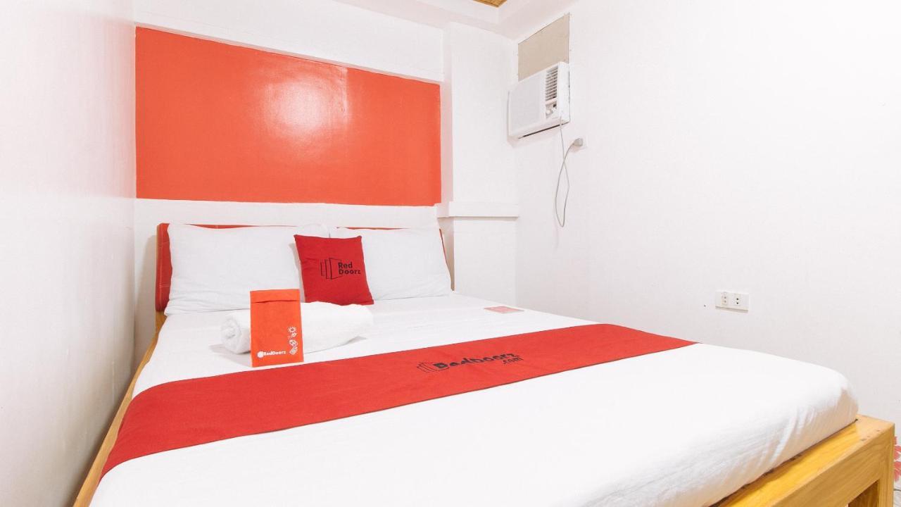 Reddoorz At Dbuilders Rooms Ph1 Taguig Luaran gambar