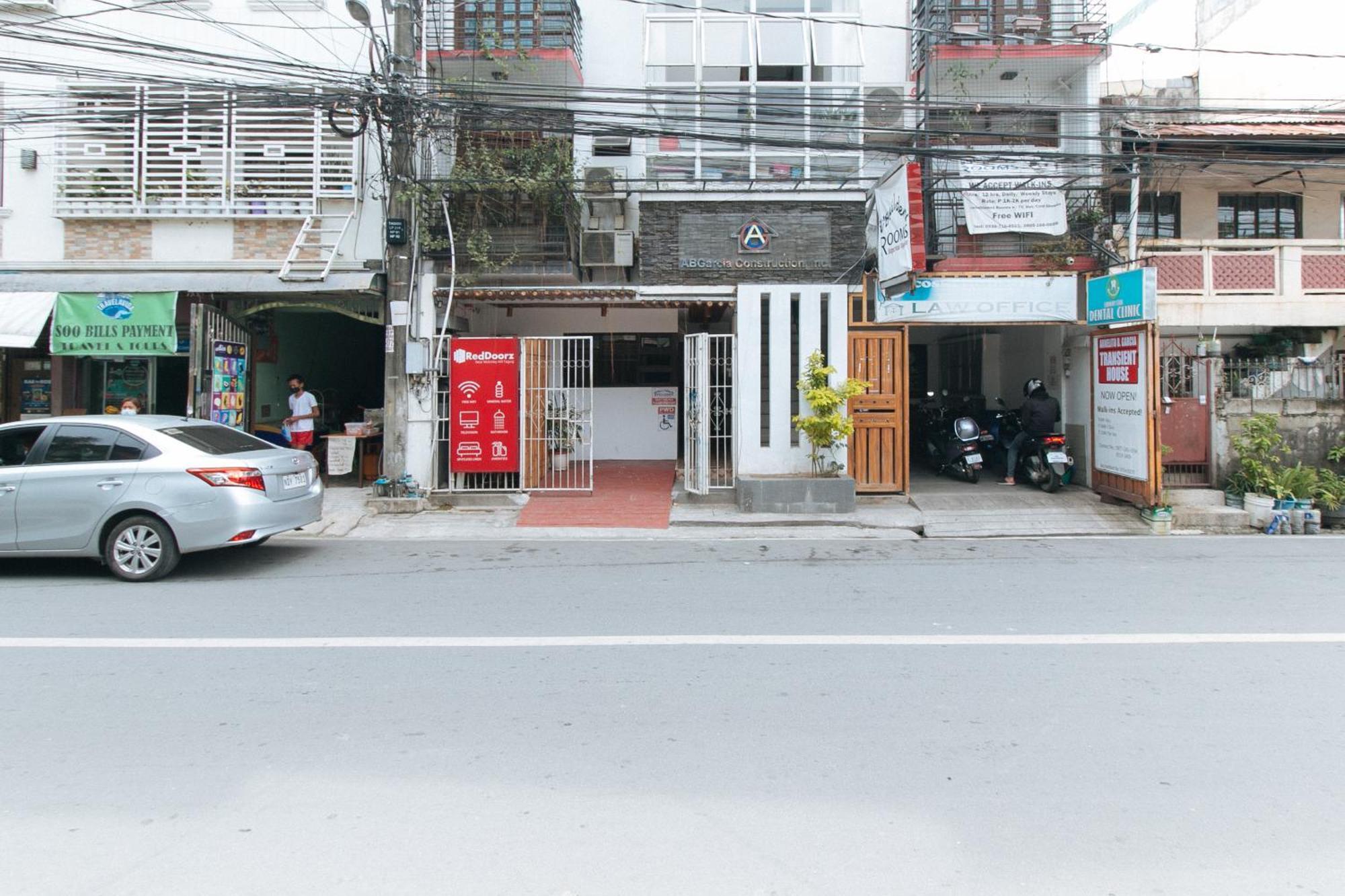Reddoorz At Dbuilders Rooms Ph1 Taguig Luaran gambar