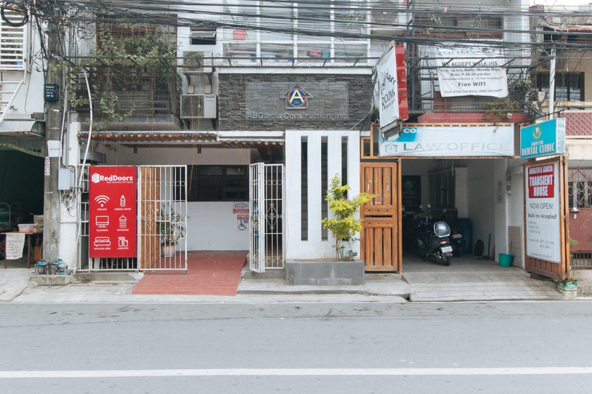 Reddoorz At Dbuilders Rooms Ph1 Taguig Luaran gambar