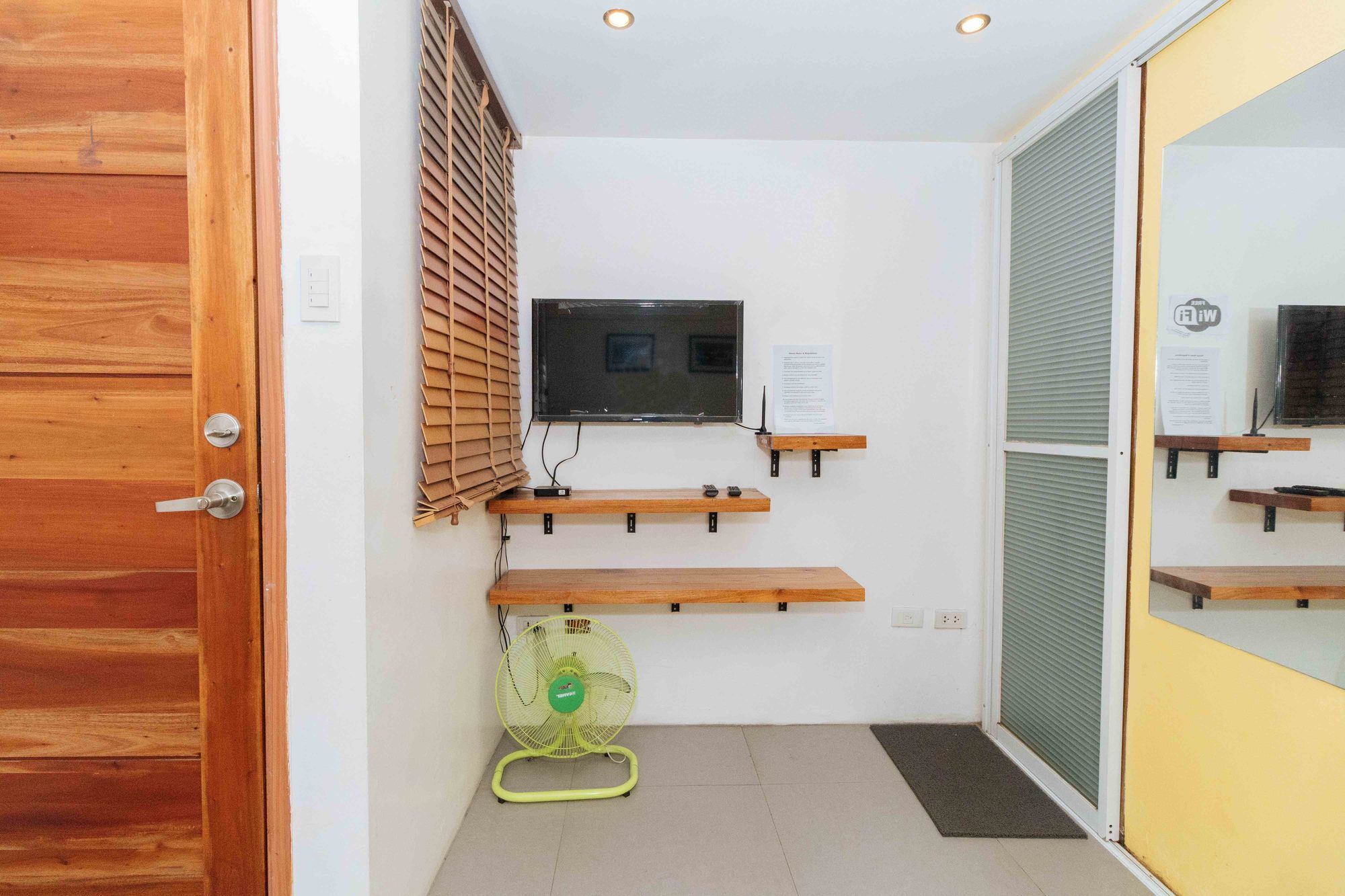 Reddoorz At Dbuilders Rooms Ph1 Taguig Luaran gambar