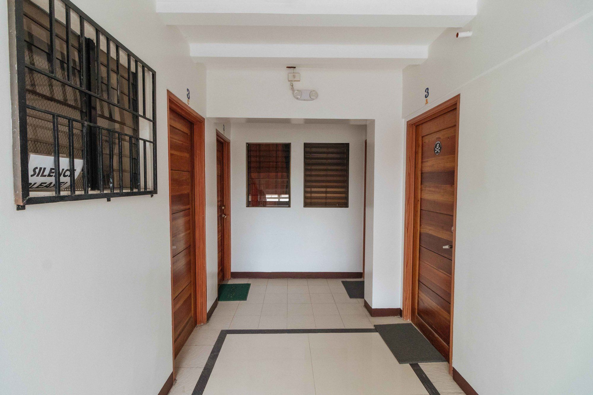 Reddoorz At Dbuilders Rooms Ph1 Taguig Luaran gambar