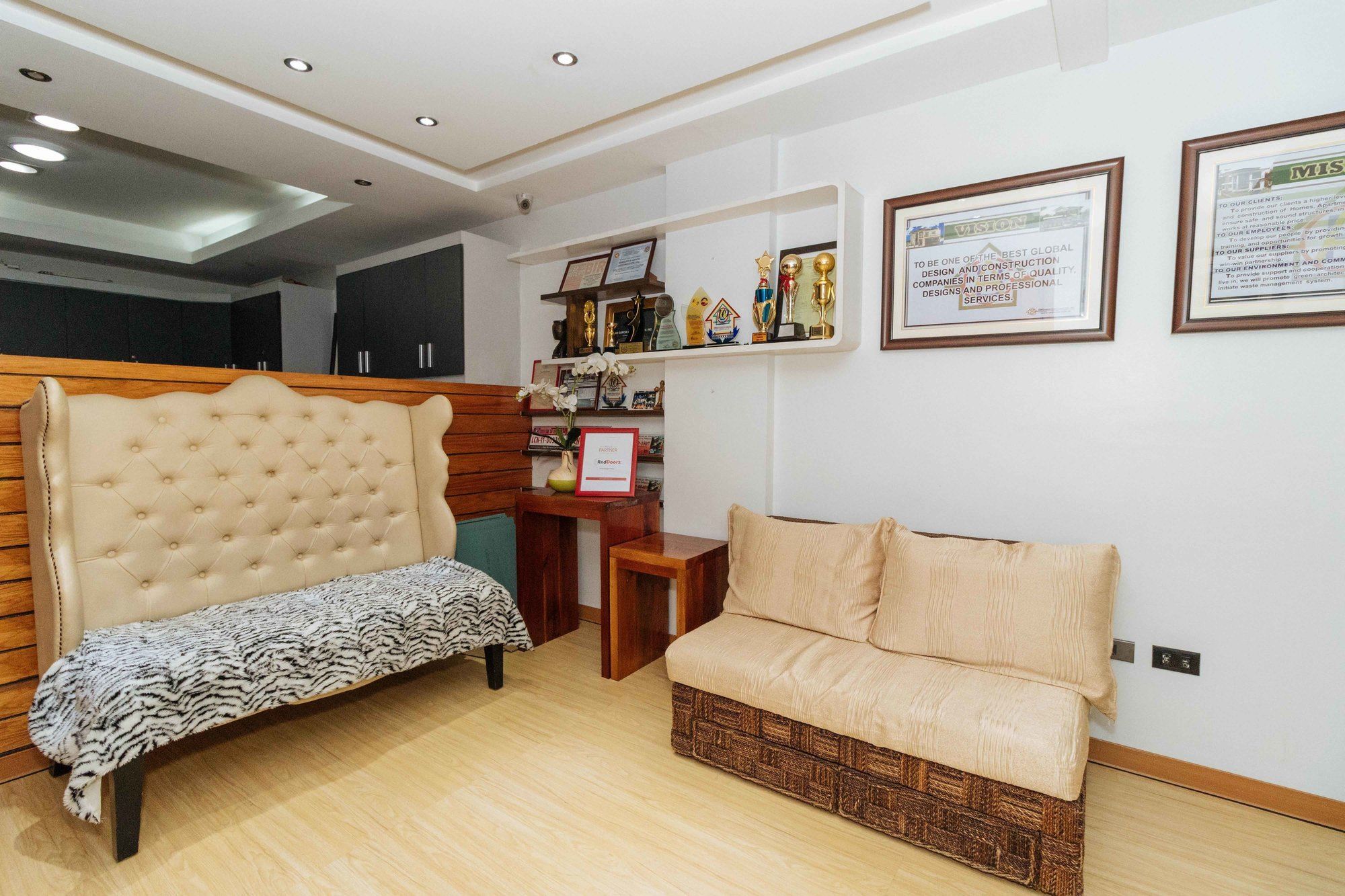 Reddoorz At Dbuilders Rooms Ph1 Taguig Luaran gambar